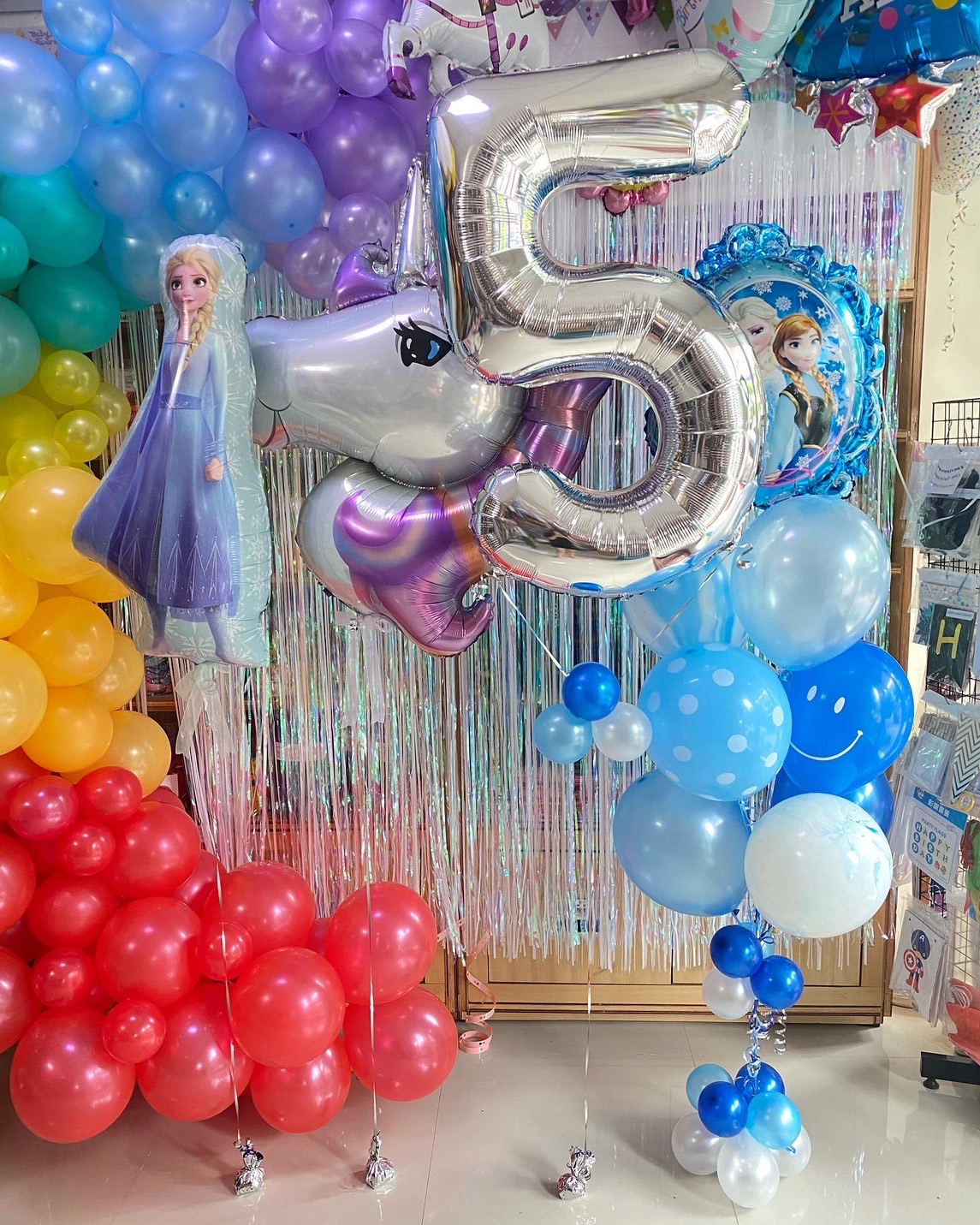 ลูกโป่งเซอร์ไพส์วันเกิด ลูกโป่งเอลซ่า