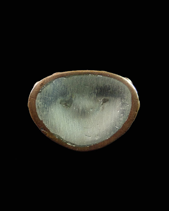 พระกริ่งนารายณ์พลิกแผ่นดิน รุ่นเสาร์ 5 มหาสิทธิโชค ปี 2553 พ่อท่านเขียว วัดห้วยเงาะ ปัตตานี เนื้อสำริดแดงขัดเงาก้นเงิน (กรรมการ) *กริ่งดัง*