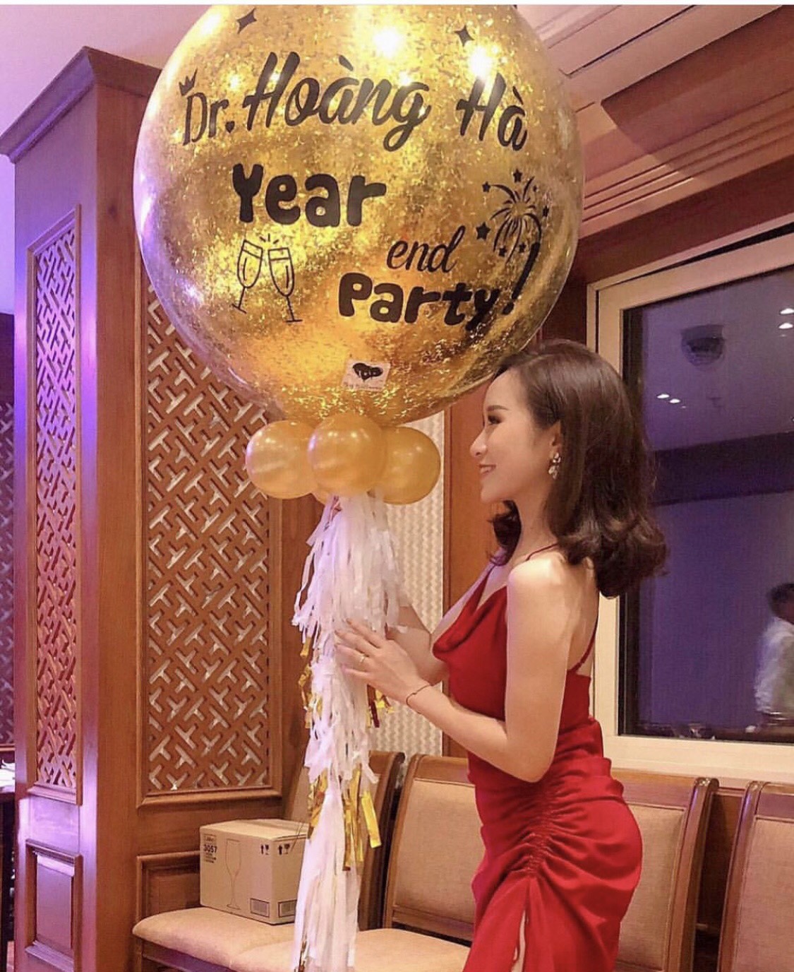 ลูกโป่งจัมโบ้ ใบใหญ่ กิตเตอร์สีทอง จัมโบ้ พิมชื่อ