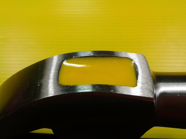 ค้อนหงอนด้ามไฟเบอร์ตราตา 27 มม. EYE BRAND