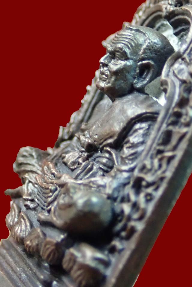 รูปหล่อเต่ารีด (ลายกนกคชสาร) หลวงพ่อทวด พ่อท่านเขียว วัดห้วยเงาะ ปัตตานี รุ่นกลันตัน54 ปี 2554 เนื้อทองแดงมันปู