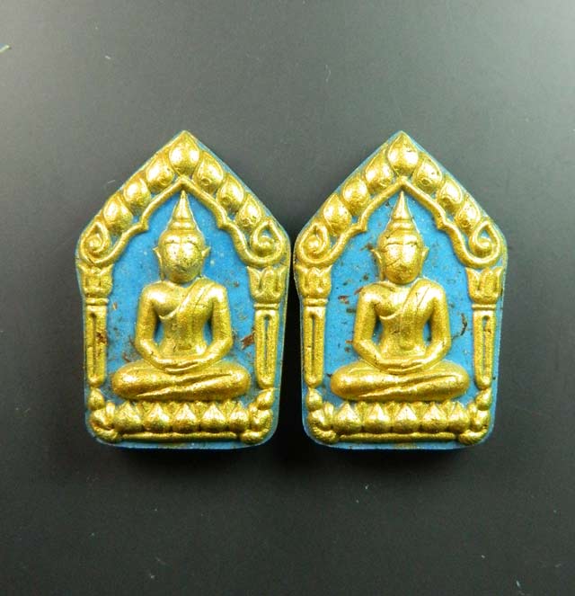 *2 องค์* พระขุนแผนผงพรายกุมาร(รุ่นแรก) หลวงปู่พริ้ง ขันติพโล วัดซับชมพู่ จ.เพชรบูรณ์ เนื้อน้ำเงินดวงจิตวารี(ทาทอง) ปี2558