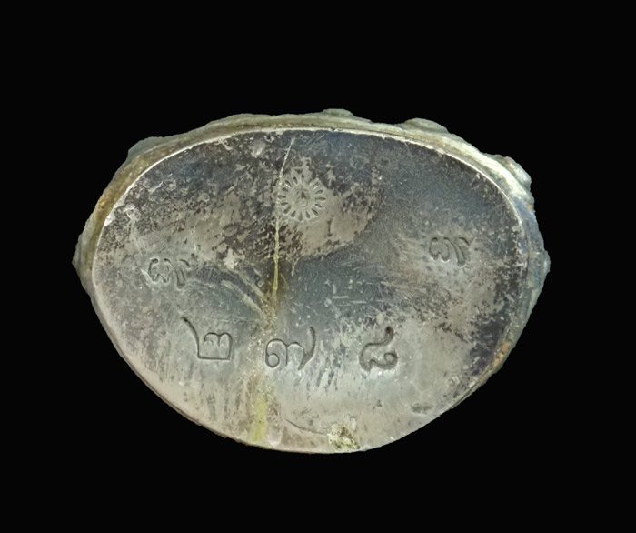 *องค์นี้กริ่งดังกังวาน* พระกริ่งปวเรศชินบัญชร รุ่นพุทธปวเรศ โครงการสังฆราชบูชาพระชันษา 100 ปี วัดบวรนิเวศวิหาร ปี 2554 เนื้อเงินก้นเงิน หมายเลข 278 (กริ่งดัง) พร้อมกล่องเดิมและบัตรประจำองค์พระ