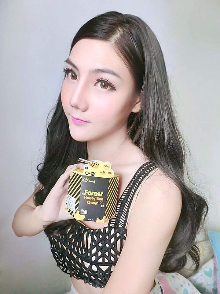 Forest Honey Bee Cream By B'secret 15 g. ครีมน้ำผึ้งป่า ศาสตร์แห่งการฟื้นฟูบำรุงผิวที่ดีที่สุด