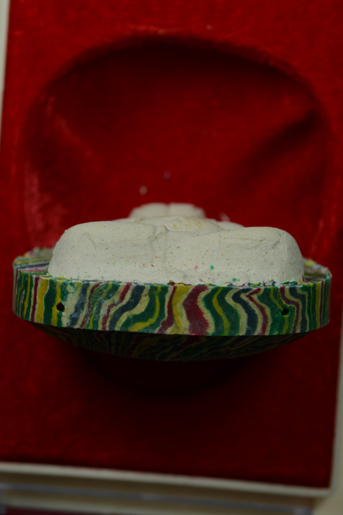 พระปิดตามหาลาภ หลวงพ่อแพ วัดพิกุลทอง เนื้อสายรุ้ง พ.ศ.2541