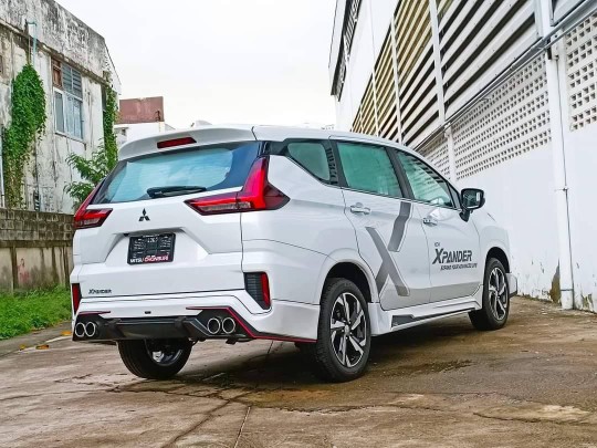 ชุดแต่งรอบคัน MITSUBISHI XPANDER 2022 MDP V3