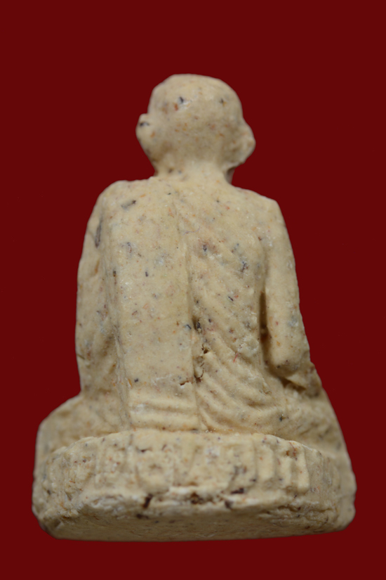 พระผงรูปเหมือน พ่อท่านสังข์ สูตรผสมน้ำนมควายพ่อท่านมุ่ย วัดป่าระกำเหนือ พ.ศ. 2538