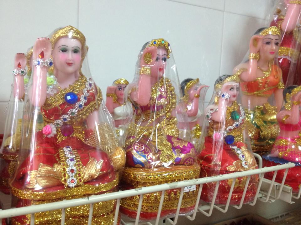 แม่นางกวัก (3 นิ้ว 5 นิ้ว)