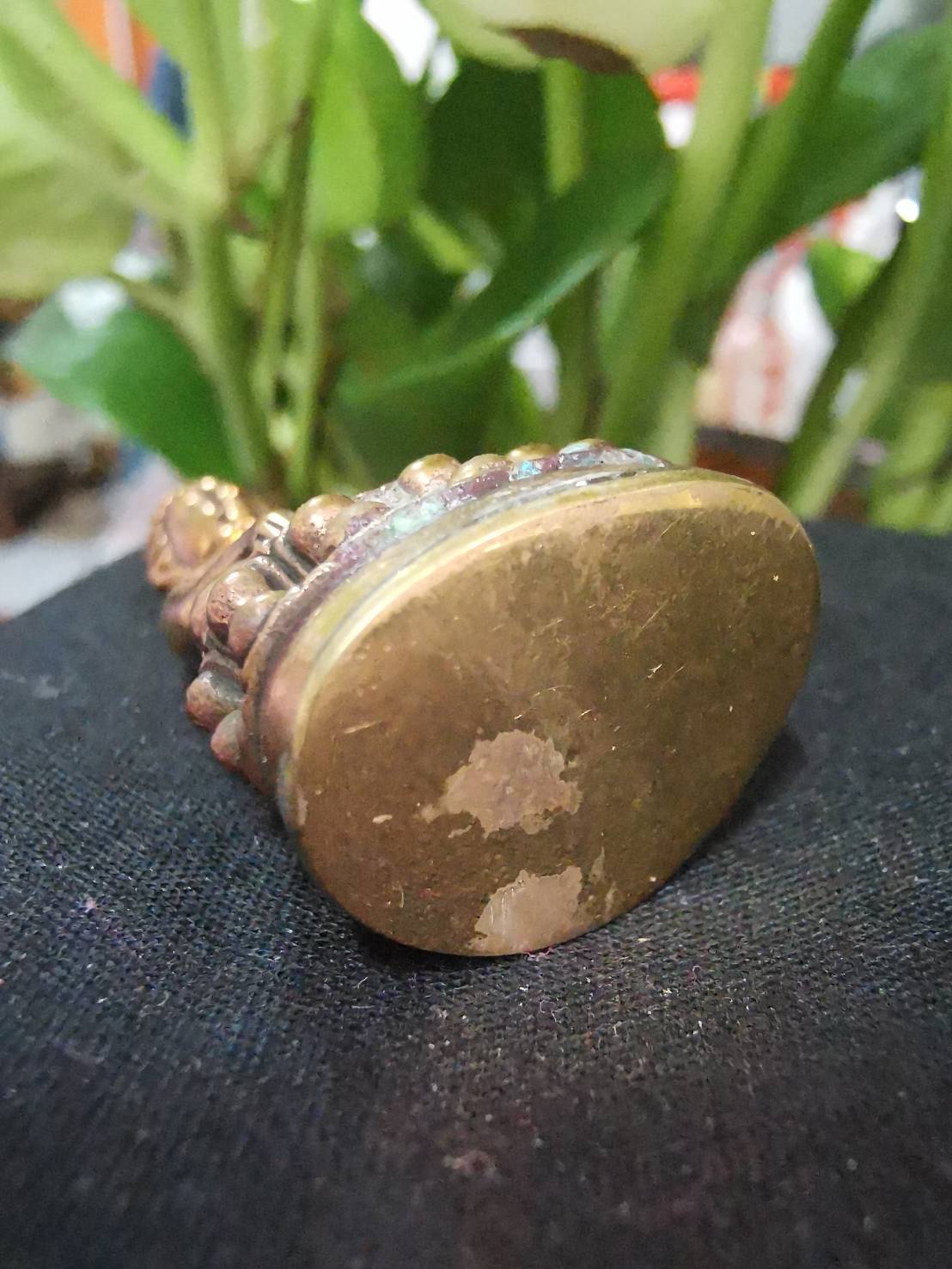 พระกริ่งนารายณ์พลิกแผ่นดิน เนื้อสัมฤทธิ์พ.ศ.2553