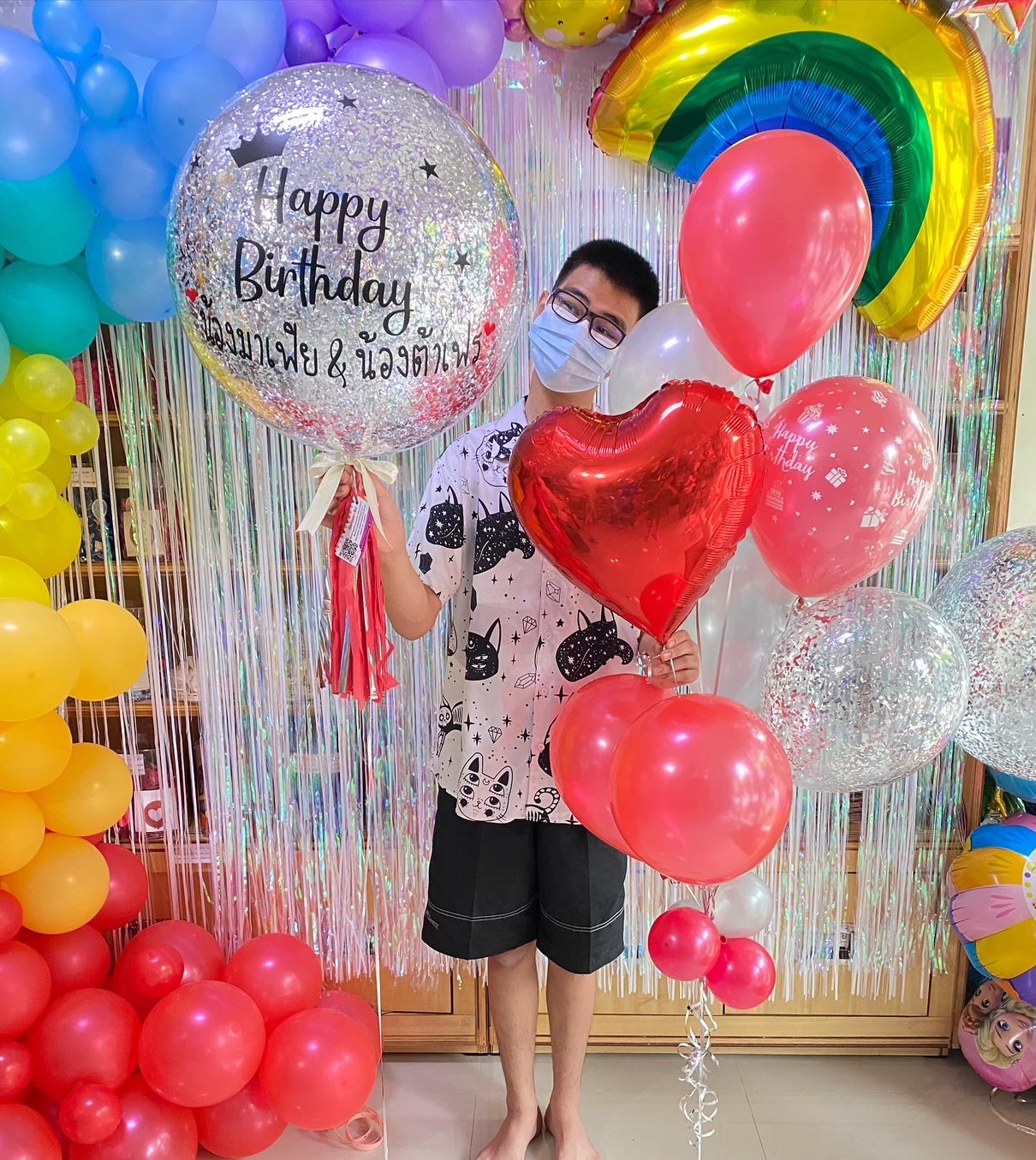 ลูกโป่งวันเกิด ลูกโป่งหัวใจสีแดง