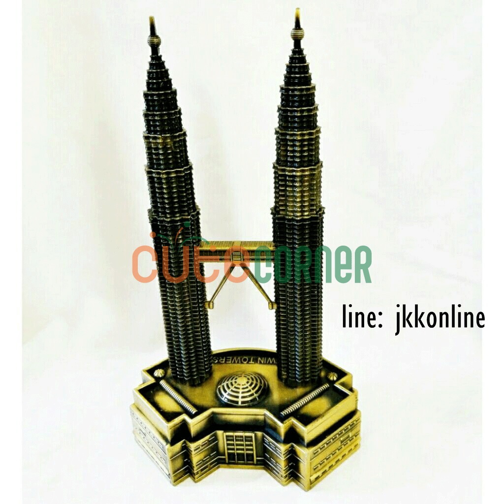 01707-โมเดลตึกแฝดเปโตรนาส 18 ซม - ฟรีค่าส่ง