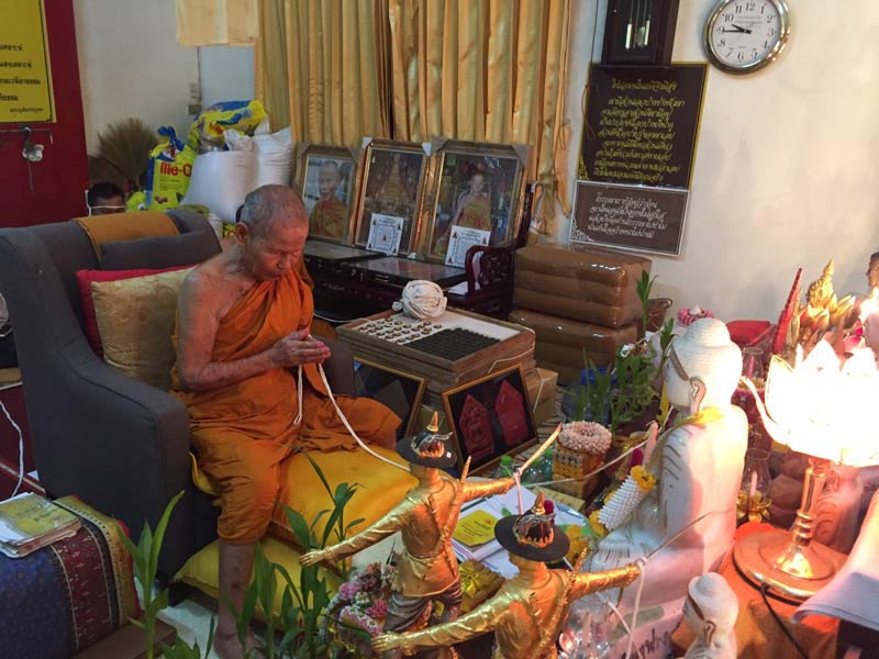 พระขุนแผนผงพรายกุมาร (รุ่นแรก) เนื้อผงพราย ตะกรุด 3k หลวงปู่บัว ถามโก ปลุกเสกเดี่ยว ณ วัดศรีบูรพาราม จ.ตราด ที่ระฤกกฐิน 2559 วัดอีแงว จ.จันทบุรี