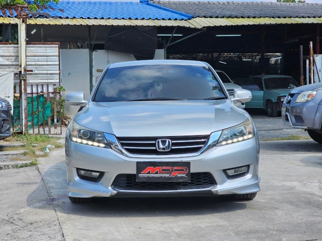 ชุดแต่งรอบคัน Honda ACCORD 2011 2012 2013 Modulo V2