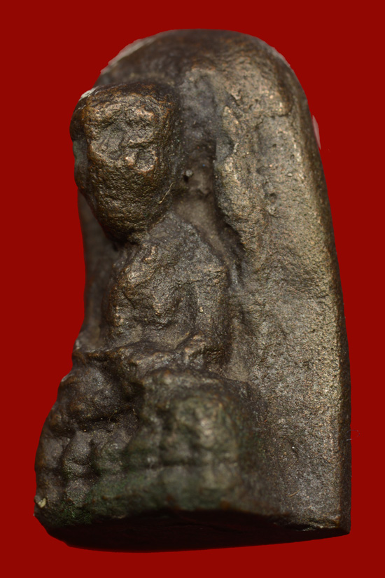 หลวงพ่อทวด รุ่นเจ้าฟ้าเพชรรัตน์ฯ พ.ศ. 2537 เนื้อโลหะ พิมพ์พระรอด