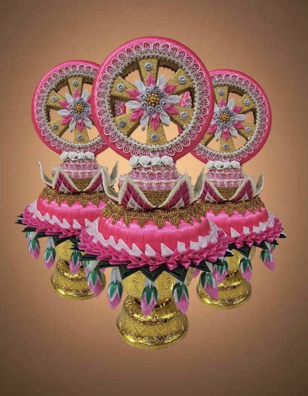 ต้นเทียน ธรรมจักร (1 ชุด มี 3 พาน)