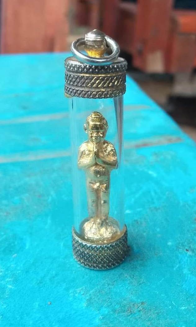 A ไอ้ไข่ ของเก๊ มีออกมาทุกรุ่น จนถึงสรงน้ำ 63 ลองศึกษาเป็นแนวทาง