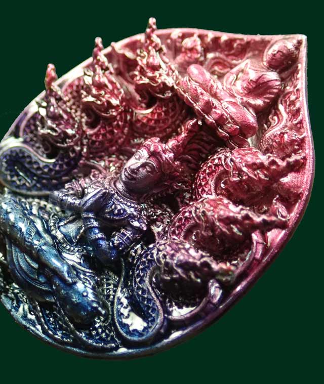 เหรียญหล่อพุทธศิลป์มุจลินท์นาคราชโพธิสักการ ปี 2563 (พระประจำวันเสาร์) *เป็นรุ่นแรก จากงานจิตรกรรม สู่งานประติมากรรม ศิลปะแห่งสีสัน* เนื้อบรอนซ์ไล่ระดับสีน้ำเงิน-ม่วง White Bronze Gradient Blue-Purple (รายการที่ 1.4 แยกชุดกรรมการใหญ่ ) หมายเลข ๑๐ (พระสร้า