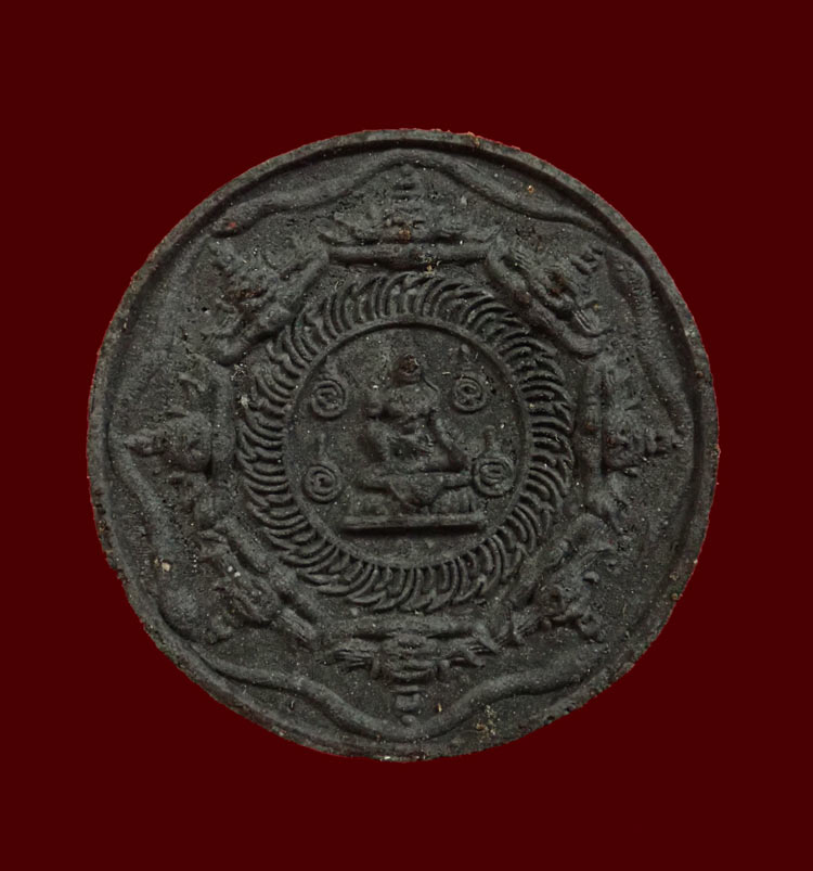 องค์พ่อจตุคามรามเทพ ดวงตราวัดประชาภิรมย์ จ.นราธิวาส ปี 2549 เนื้อผงดำ (พิมพ์เล็ก)