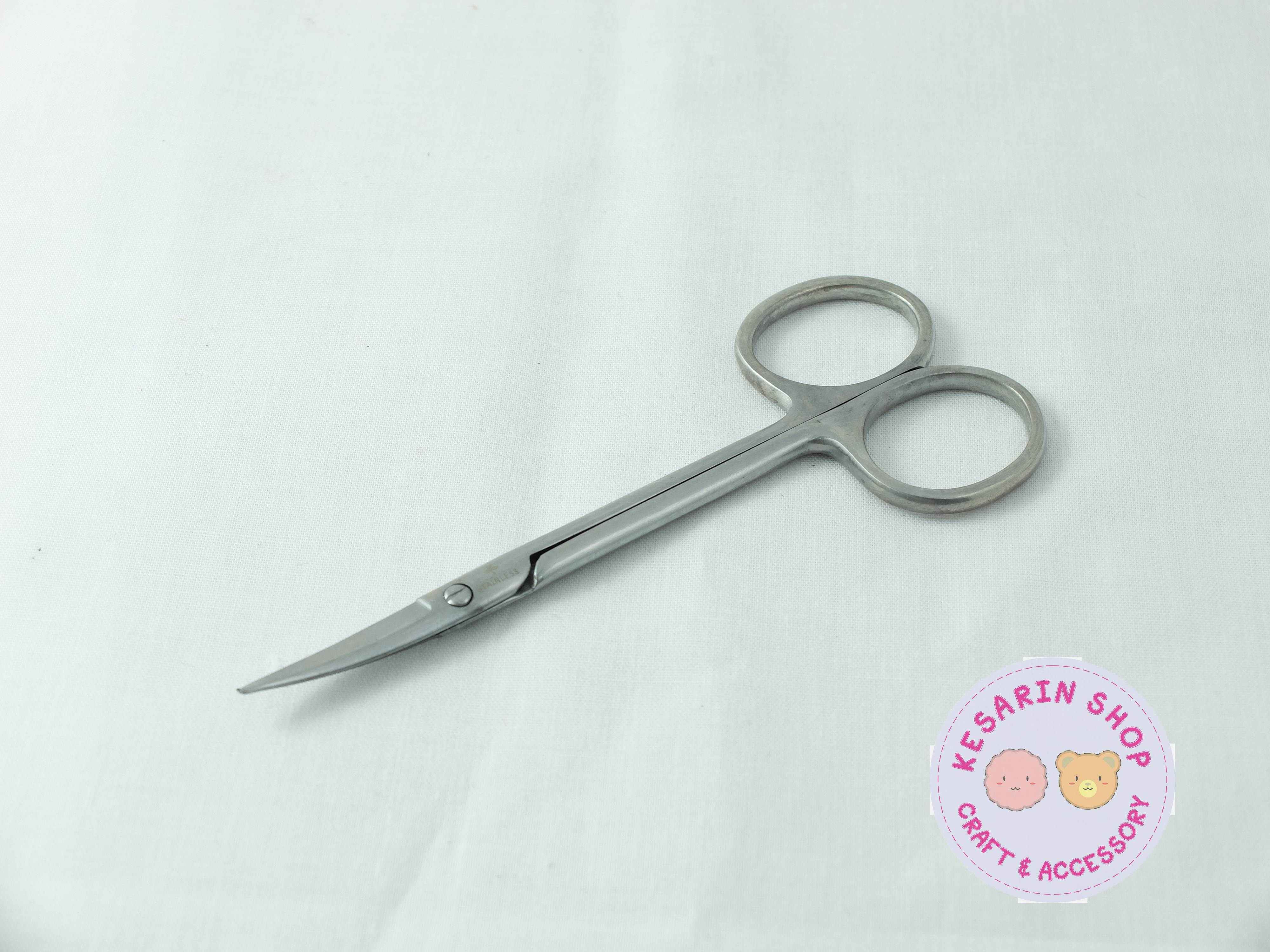 กรรไกรเล็ก ปลายโค้ง 4นิ้ว