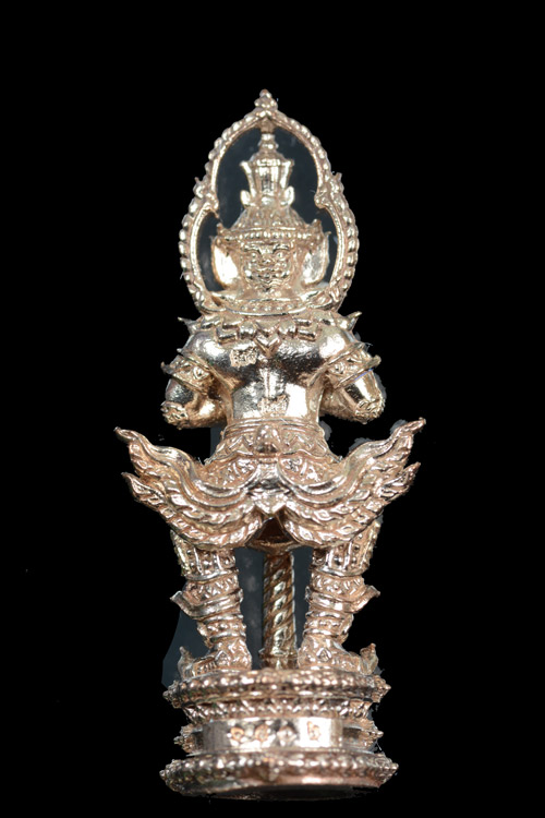 ท้าวเวสสุวรรณ หลวงพ่ออิฏฐ์ รุ่นท้าวแสนล้าน เนื้อนวโลหะ