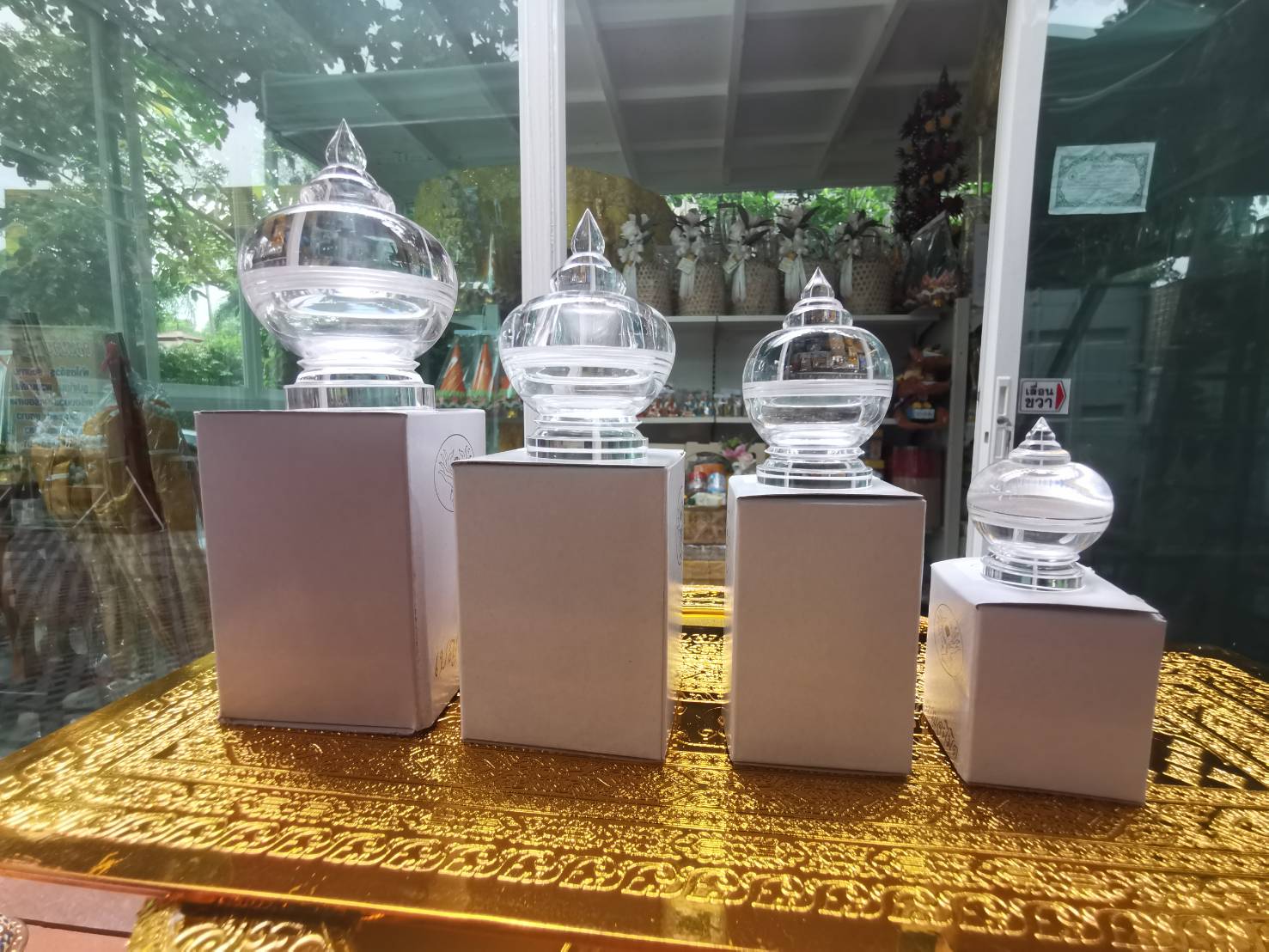 ผอบใส อย่างหนา ใส่กระดูกหรืออัฐิ