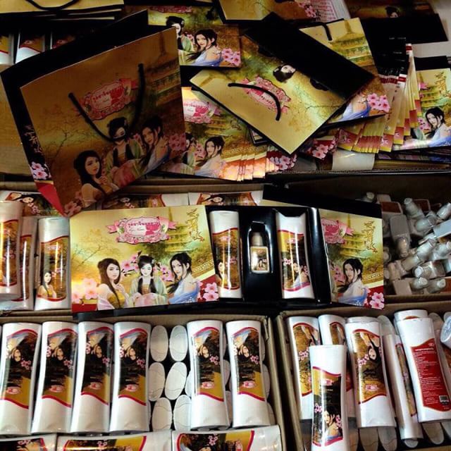 เซตแชมพูยาจีนผมยาว By noon แพคเกจใหม่ ราคา 490 บาท