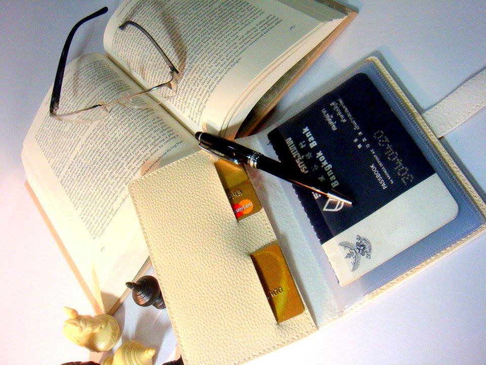 Vanilla(ครีม) - Bookbank Holder