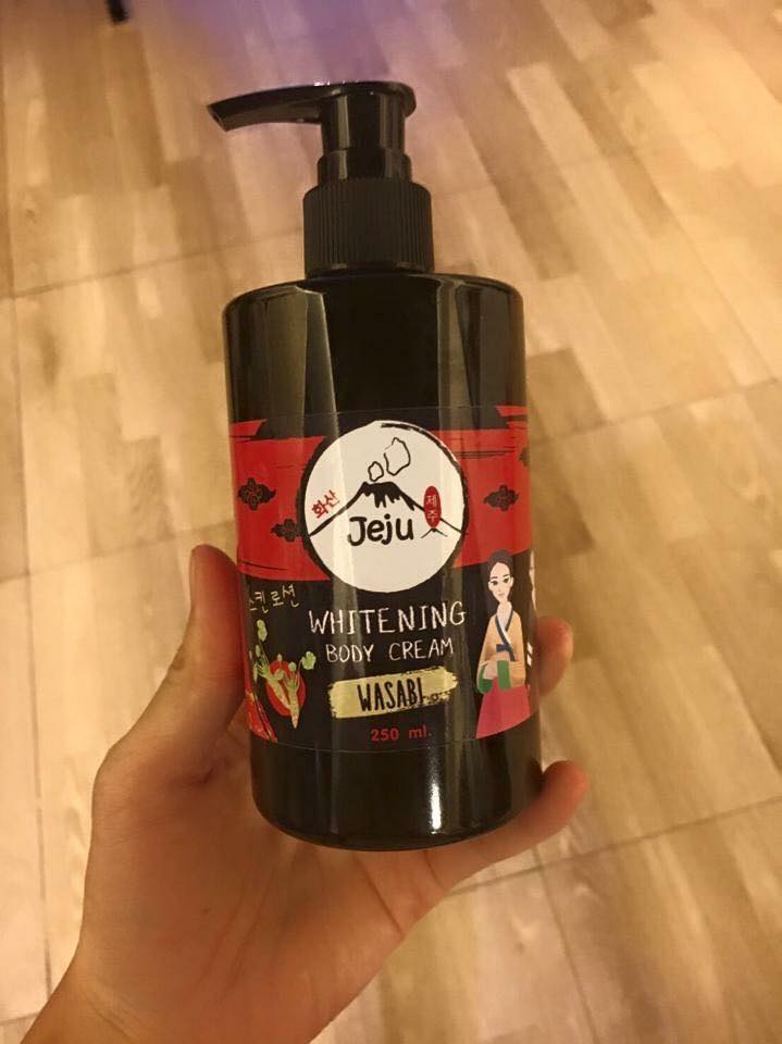 Jeju Whitening Body Lotion 250 ml. โลชั่นเจจู ขาวใส ขาวไม่มโน