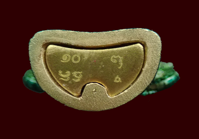 พระกริ่งพุทธศิลป์มุจลินท์นาคราชโพธิสักการ ปี 2563 (พระประจำวันเสาร์) *เป็นรุ่นแรก จากงานจิตรกรรม สู่งานประติมากรรม ศิลปะแห่งสีสัน* เนื้อทองบรอนซ์ไล่ระดับฟ้าเขียว Gold Bronze Gradient Light Blue-Green (รายการที่ 1.3 แยกชุดกรรมการใหญ่ ) หมายเลข 10 (พระสร้าง