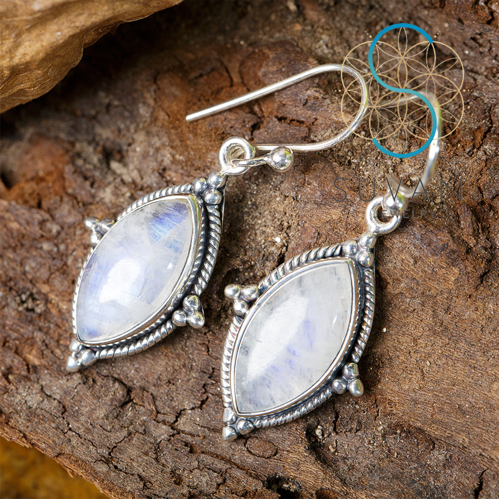 SUVANI เงินแท้ 92.5% ต่างหูมูนสโตน (Moonstone) หินสีขาว ต่างหูห้อย เครื่องประดับเงินแท้