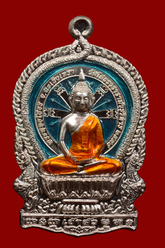 เนื้อเงินลงยาสีฟ้า..เหรียญเจ้าสัวหลวงพ่อโสธร รุ่น 9 ทศวรรษ