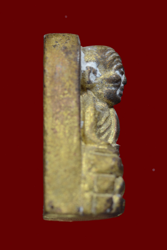 หลวงพ่อทวด พิมพ์พระรอด เนื้อโลหะ พระอาจารย์คลังแสง สำนักสงเขากุฏิ