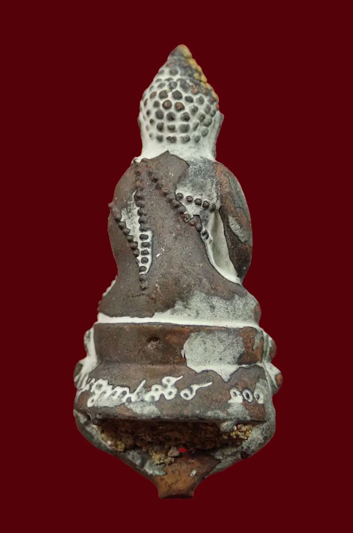 หล่อโบราณพระกริ่งอรหัง 100 ปี (รุ่นแรก) สมเด็จญาณสังวร วัดบวรนิเนศวิหาร ปี 2556 เนื้อชนวนหล่อโบราณ ไม่ตัดช่อ อุดมวลสาร