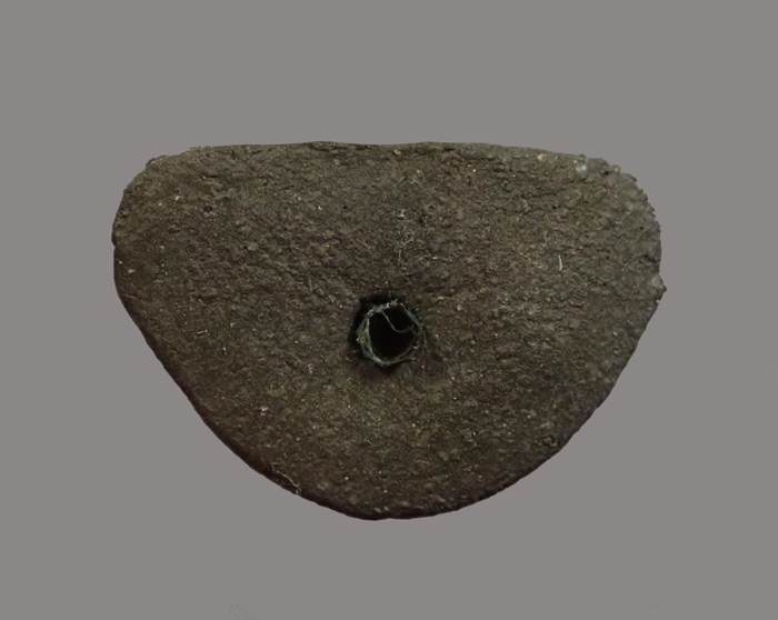 รูปเหมือนลอยองค์อาจารย์นอง วัดทรายขาว ปัตตานี รุ่นอายุ 80 ปี เนื้อผงว่านฝังตะกรุดนารายณ์แปลงรูป ปี 2541