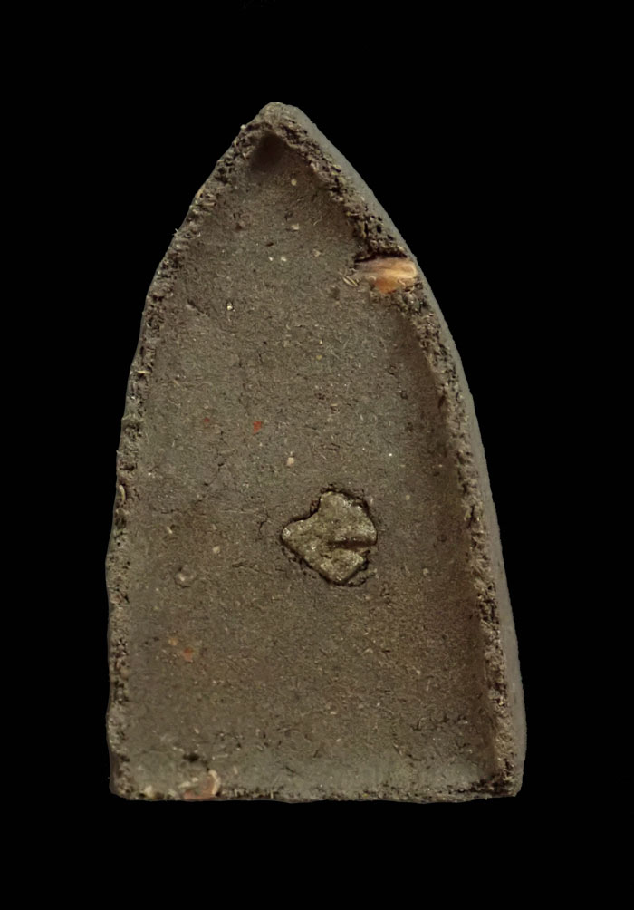 (สภาพสวย) หลวงพ่อทวด5แชะ พิมพ์ห้อยขา พ่อท่านแดง วัดศรีมหาโพธิ์ ปัตตานี ปี 2538 เนื้อว่านฝังเม็ดหน้าทั่ง