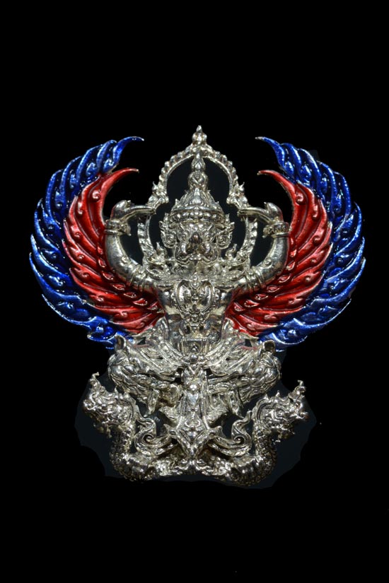 พญาครุฑหยุดนาค รุ่นแรก พ.ศ.2561 เนื้อทองขาวลงยาราชาวดี หลวงพ่อชม วัดโปรดสัตว์ จังหวัดอยุธยา