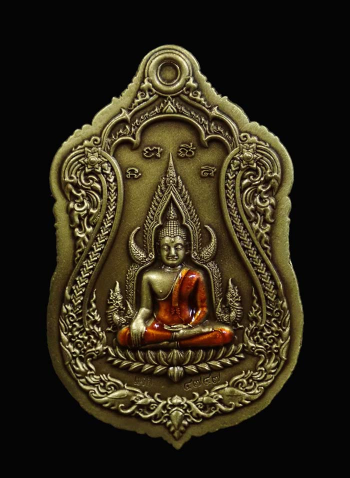 เหรียญพระพุทธชินราชหลังท้าวเวสสุวรรณ วัดสุทัศนเทพวรารามราชวรมหาวิหาร ปี 2565 เนื้อทองทิพย์ซาติน ไม่ตัดปีก ตอกโค๊ต แจก หมายเลข 4747