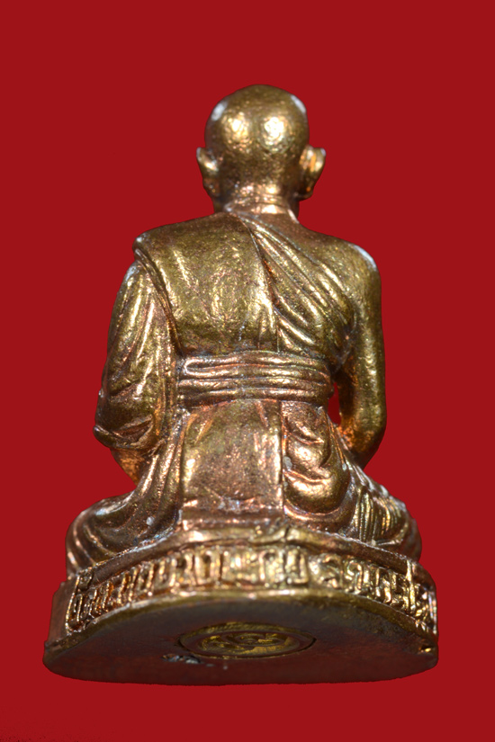 รูปหล่อหลวงปู่เจือ วัดกลางบางแก้ว จ.นครปฐม ผสมก้านชนวนหลวงปู่บุญ