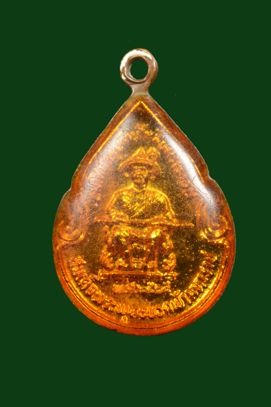 พระแก้วมรกต วัดพระเชตุพน พ.ศ. 2524 ชุด 3 องค์ 3 ฤดู