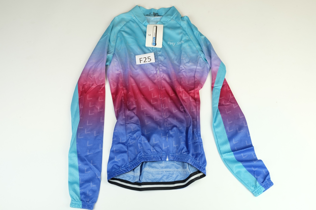 เสื้อปั่นจักรยาน ขนาด M ลดราคาพิเศษ รหัส F25