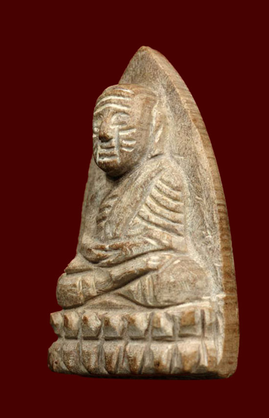 *หายาก* หลวงพ่อทวด พิมพ์ใหญ่ เนื้อคตไม้สักกลายเป็นหิน อาจารย์นอง วัดทรายขาว ปี 2539