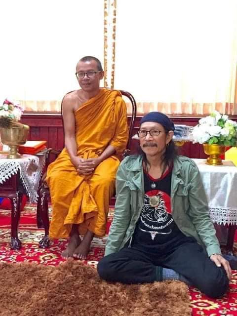 ไอ้ไข่ เด็กวัดเจดีย์ รุ่นสรงน้ำ 63 ภาพอัดกระจกรุ่นแรก เนื้อทองฝาบาตร..2