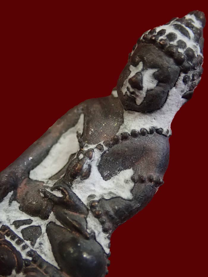 หล่อโบราณพระกริ่งอรหัง 100 ปี (รุ่นแรก) สมเด็จญาณสังวร วัดบวรนิเนศวิหาร ปี 2556 เนื้อชนวนหล่อโบราณ ไม่ตัดช่อ อุดมวลสาร