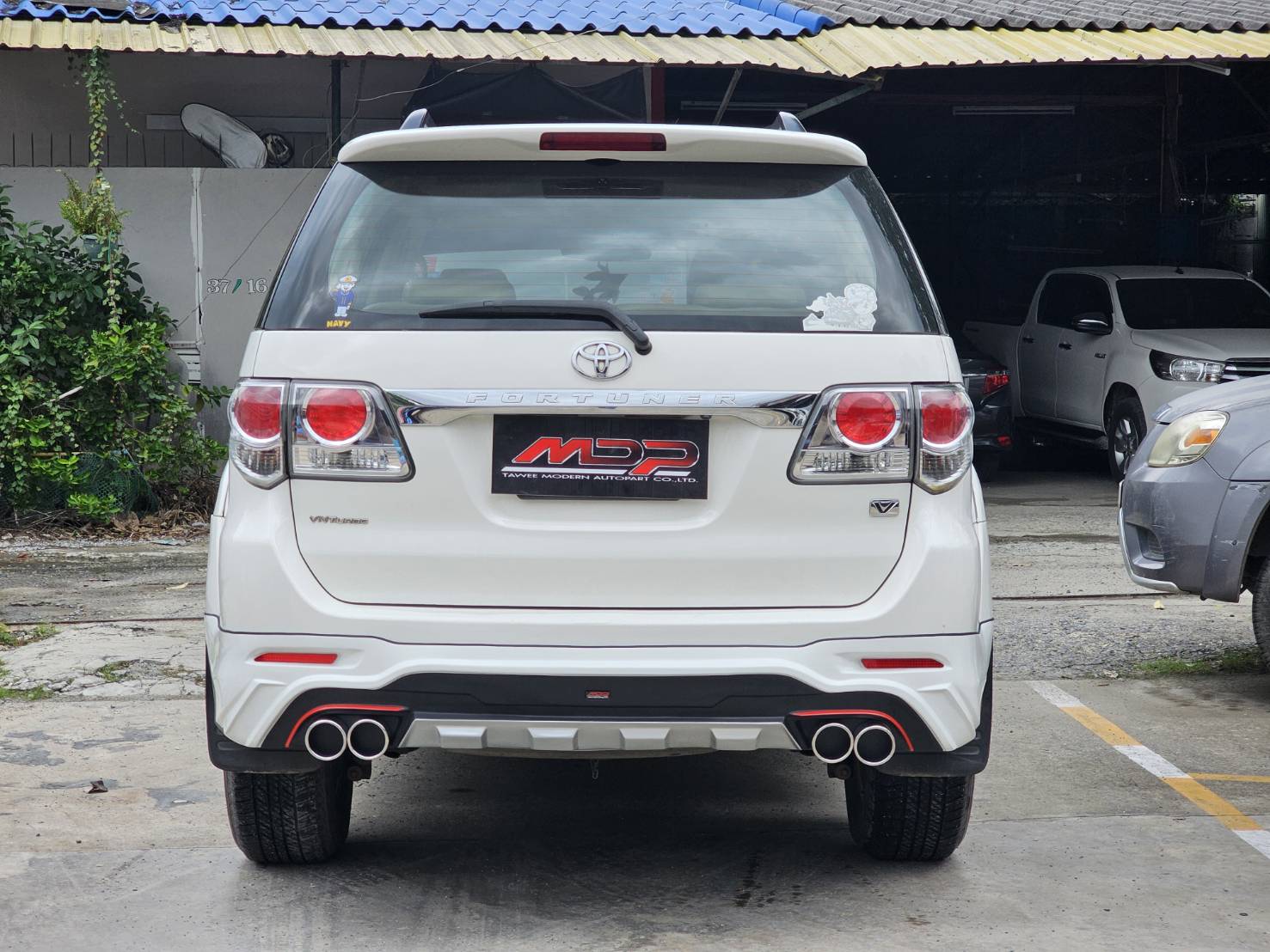 ชุดแต่งสเกิร์ต FORTUNER 2011-2014 MDP v1