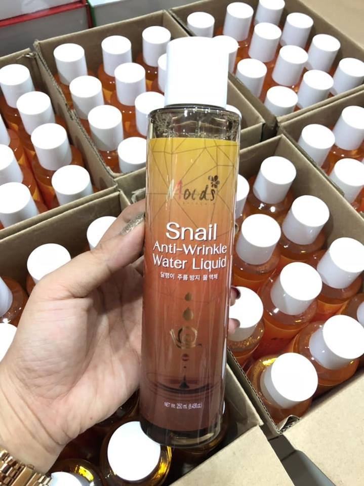 Moods Smail Anti-Wrinkle Water Liquid น้ำตบเมือกหอยทาก