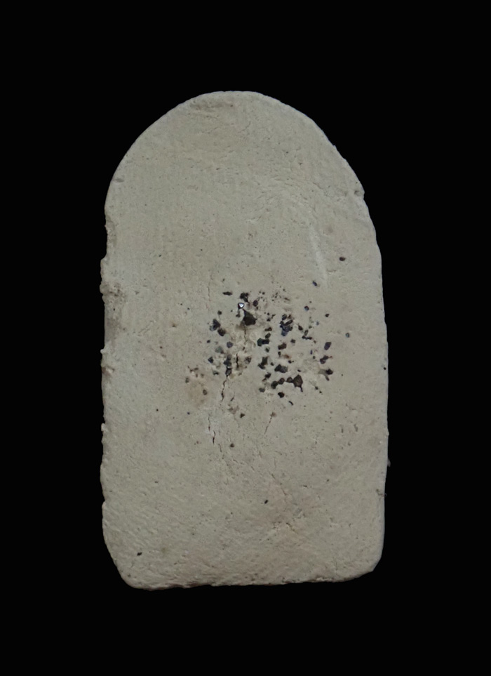 หลวงพ่อทวด พิมพ์รอด รุ่นเลื่อนสมณศักดิ์ อาจารย์ทอง วัดสำเภาเชย ปี 2545 เนื้อผงพุทธคุณฝังเม็ดผงบางขุนพรหม