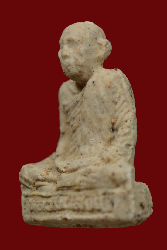 พระผงรูปเหมือน พ่อท่านสังข์ สูตรผสมน้ำนมควายพ่อท่านมุ่ย วัดป่าระกำเหนือ พ.ศ. 2538