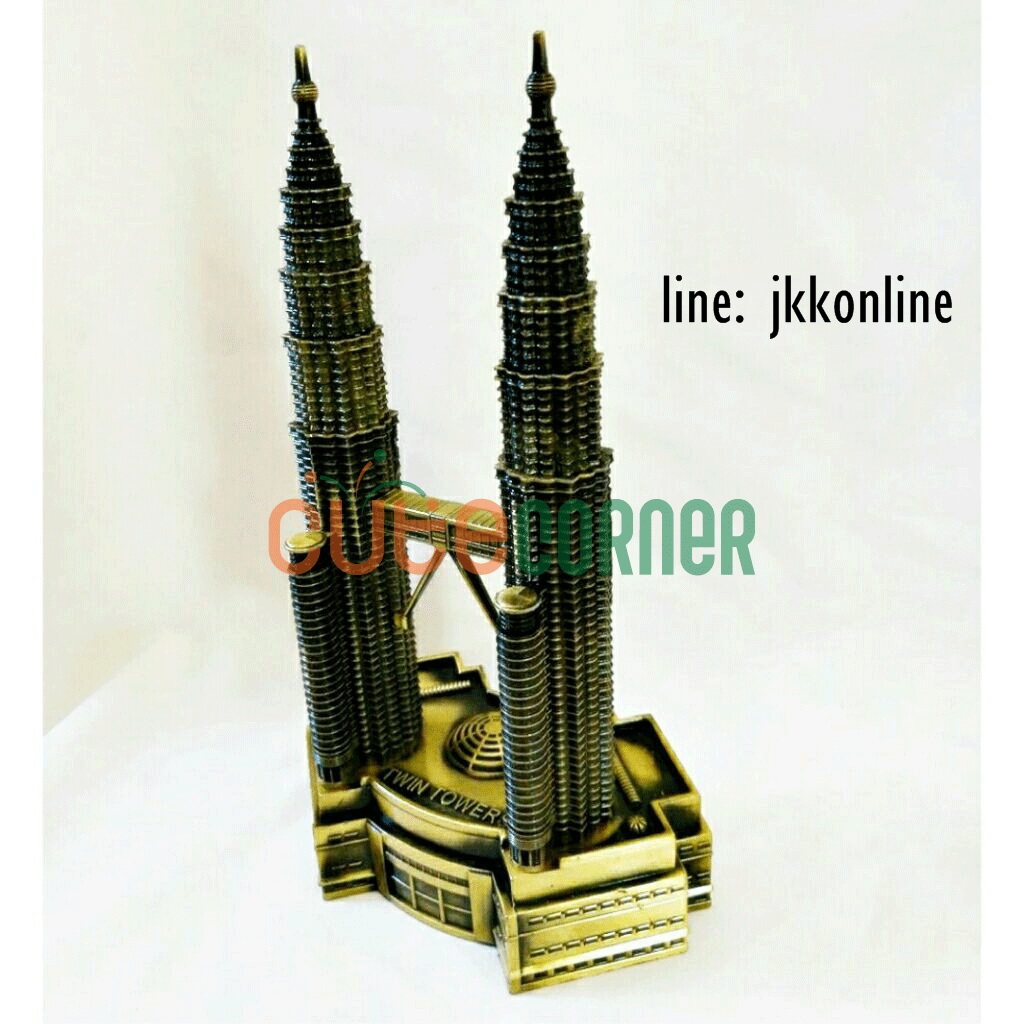 01707-โมเดลตึกแฝดเปโตรนาส 18 ซม - ฟรีค่าส่ง