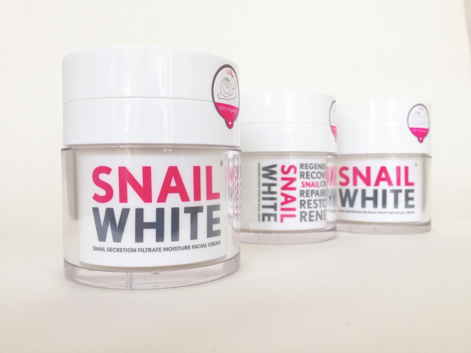 SNAIL White "เคล็ดลับของอั้ม" ครีมหอยขาว สเนลไวท์ ตบแล้วใส ใช้แล้วตึง