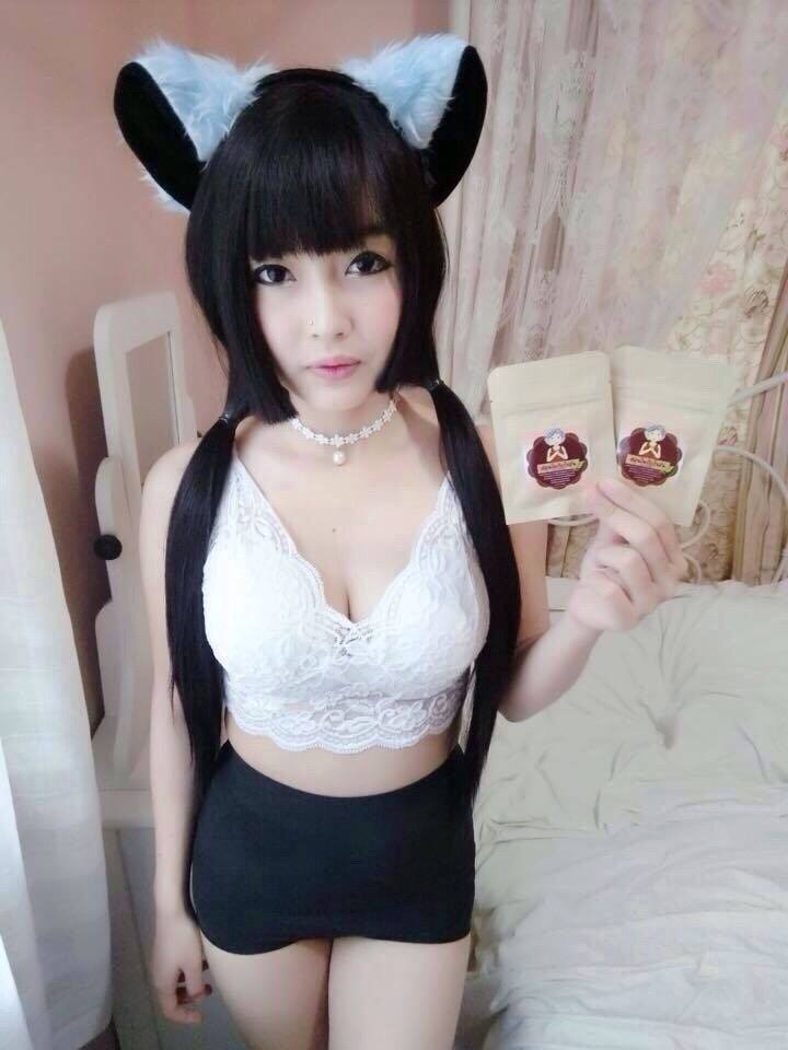 สมุนไพรรีดไขมัน ย่าจันทร์ ราคา 50 บาท 12 ซอง 40 บาท